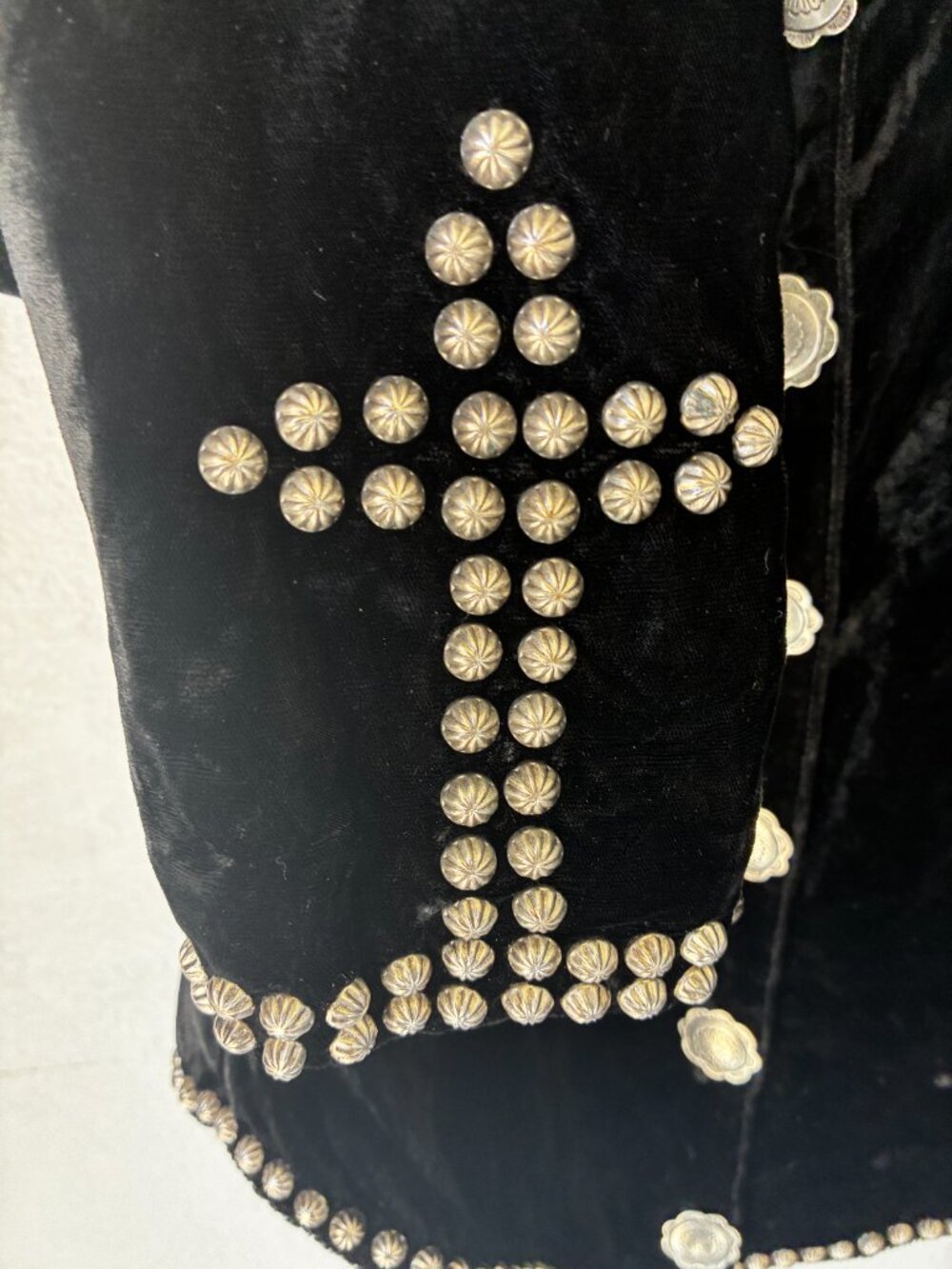 Double D Ranch woman's black velour jacket - Picture 4 of 7